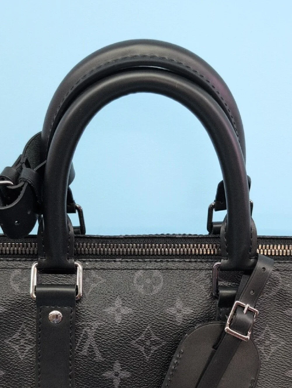 Louis Vuitton Keepall  Bandoulièr Monogram Duffel Bag w Removable Strap Black